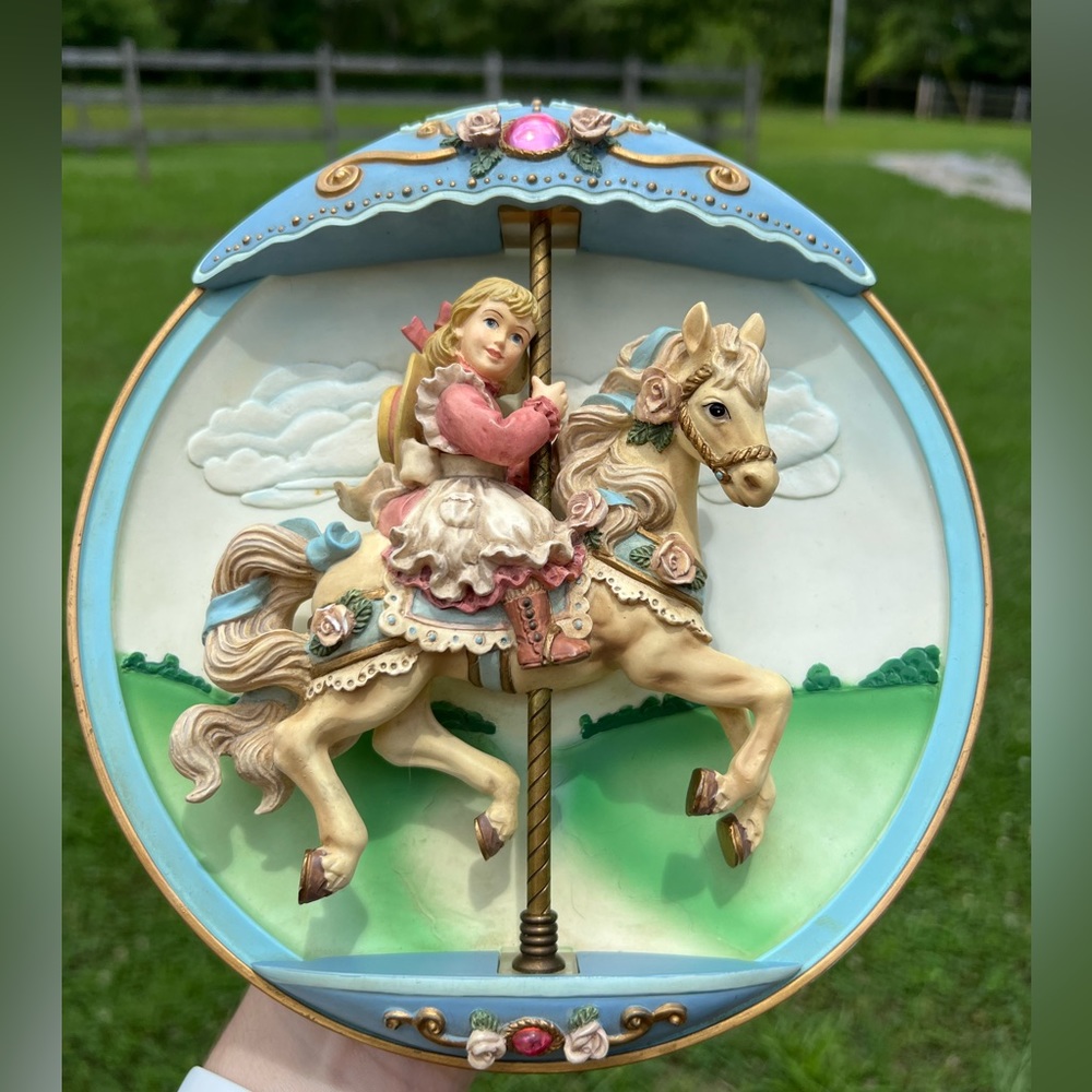 The Bradford Exchange 1994 No. 84-B10-176.1 Carousel Daydreams Swept Away Music